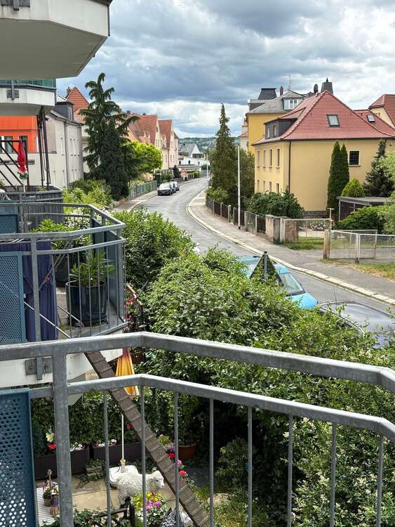 Thumbnail-Wohnung zum Mieten in Radebeul 330,00 € 36 m²