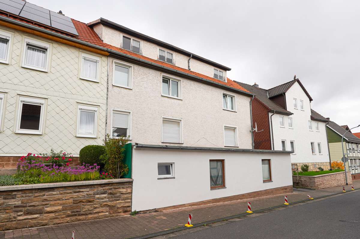 Thumbnail-Haus zum Kaufen in Meinhard Grebendorf 324.000,00 € 280 m²