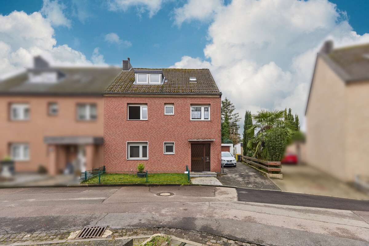 Thumbnail-Haus zum Kaufen in Herzogenrath 299.000,00 € 159.25 m²