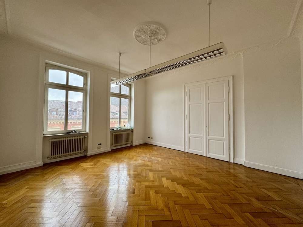 Thumbnail-Wohnung zum Mieten in Wiesbaden 2.550,00 € 225 m²
