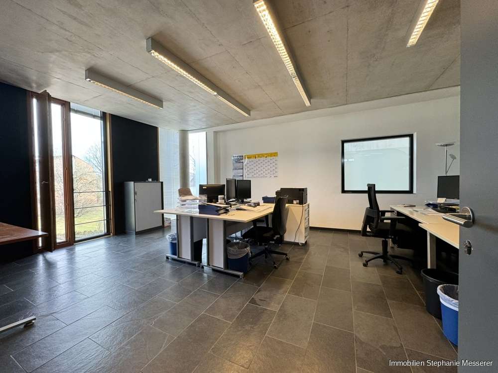 Thumbnail-Büro in Landshut 1.320,00 € 132.1 m²