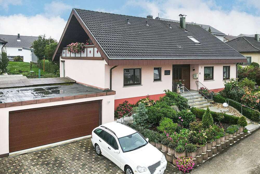 Thumbnail-Haus zum Kaufen in Winterlingen-Benzingen 435.000,00 € 183.86 m²