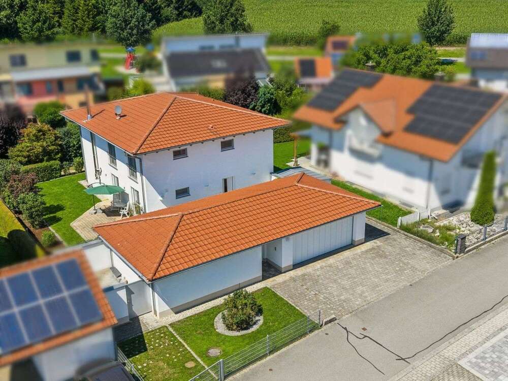 Thumbnail-Haus zum Kaufen in Massing 598.000,00 € 200 m²