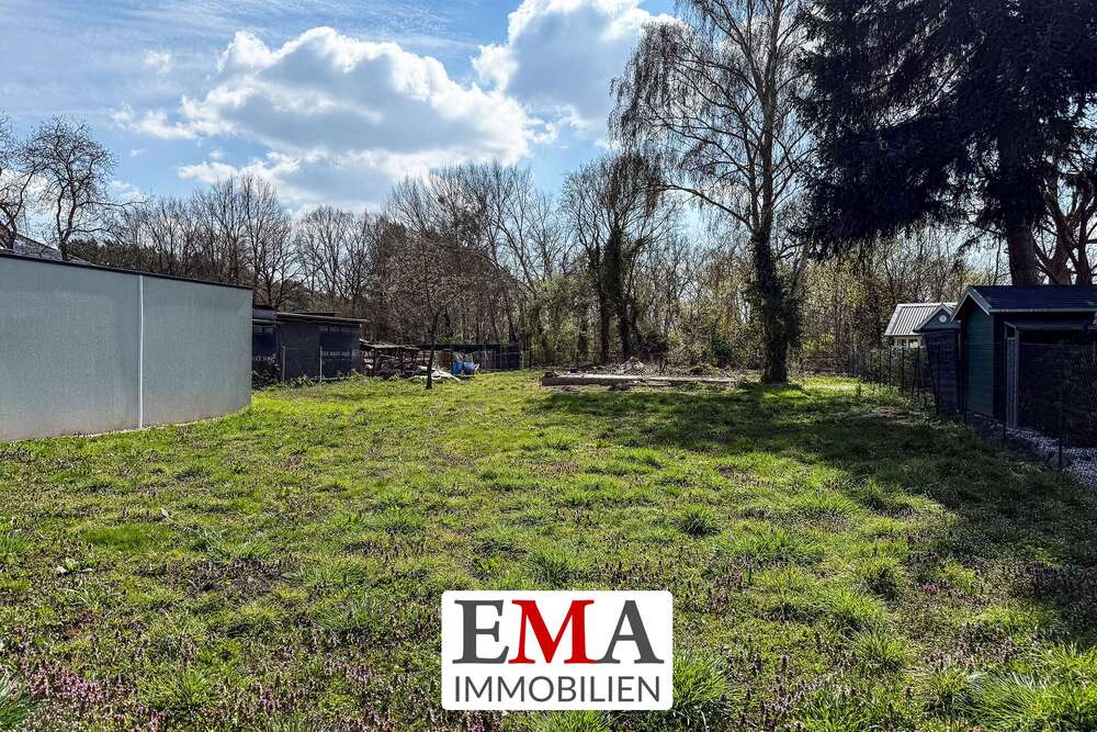 Thumbnail-Grundstück zu verkaufen in Falkensee 215.000,00 € 460 m²