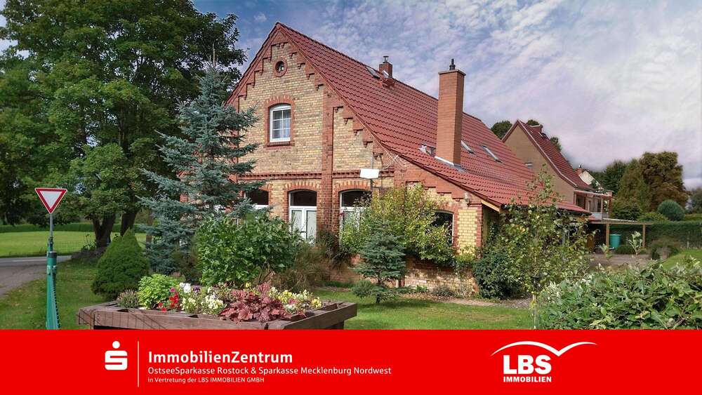 Thumbnail-Haus zum Kaufen in Lalendorf 299.000,00 € 270 m²