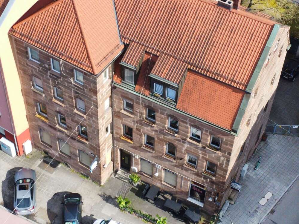 Thumbnail-Haus zum Kaufen in Nürnberg 1.250.000,00 € 485 m²