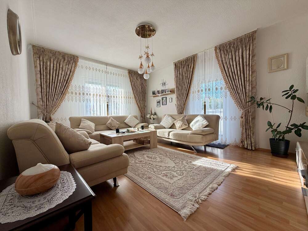 Thumbnail-Wohnung zum Kaufen in Kirchheim unter Teck 359.000,00 € 98 m²