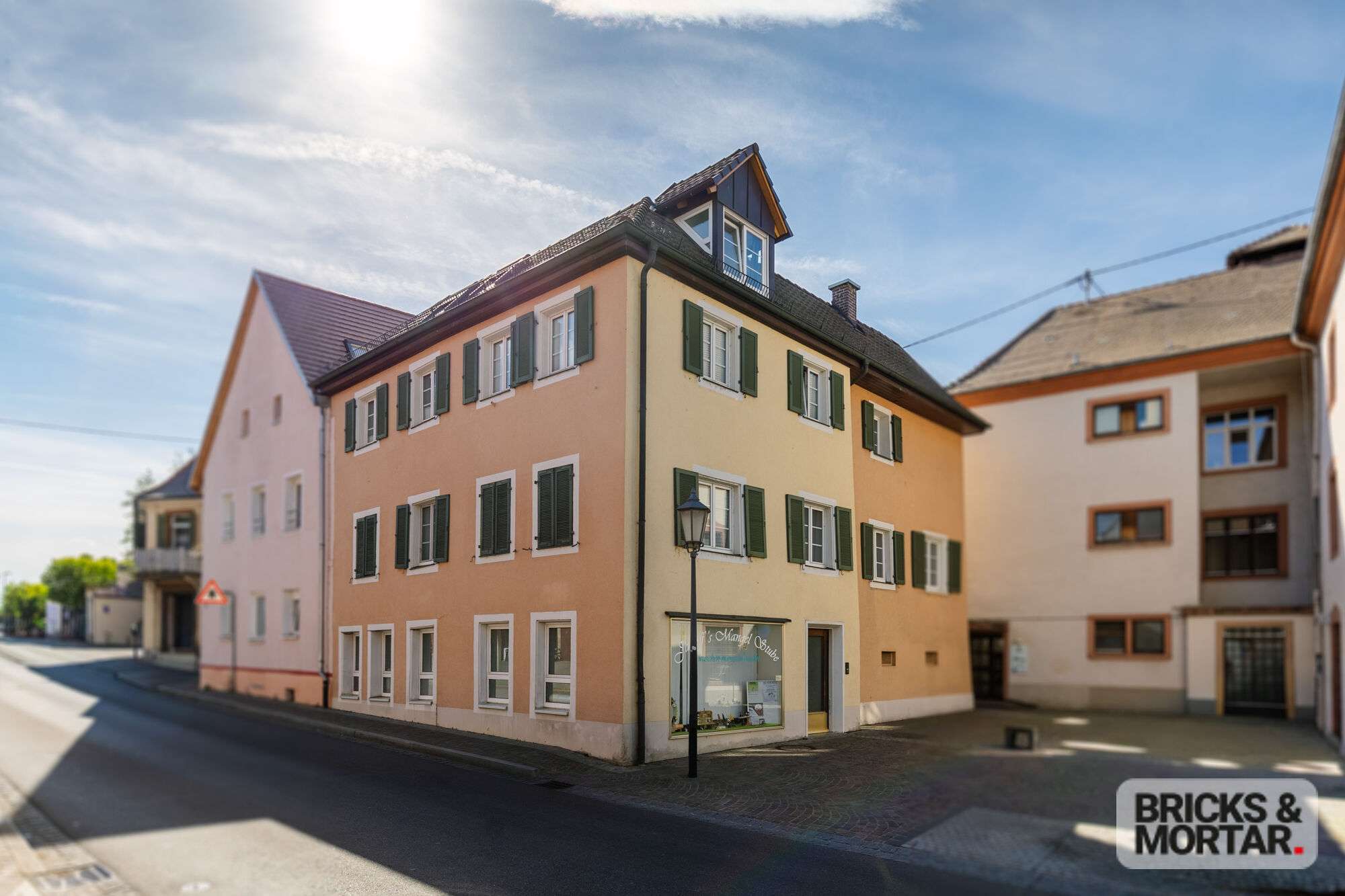 Thumbnail-Haus zum Kaufen in Kenzingen 620.000,00 € 280 m²