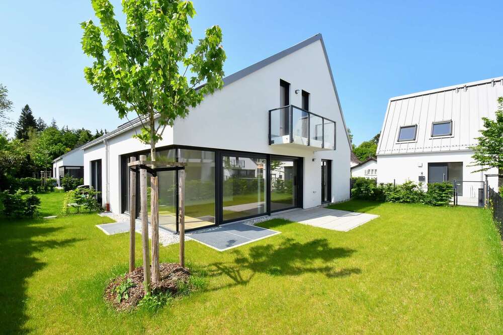 Thumbnail-Haus zum Mieten in Grünwald 3.800,00 € 138 m²