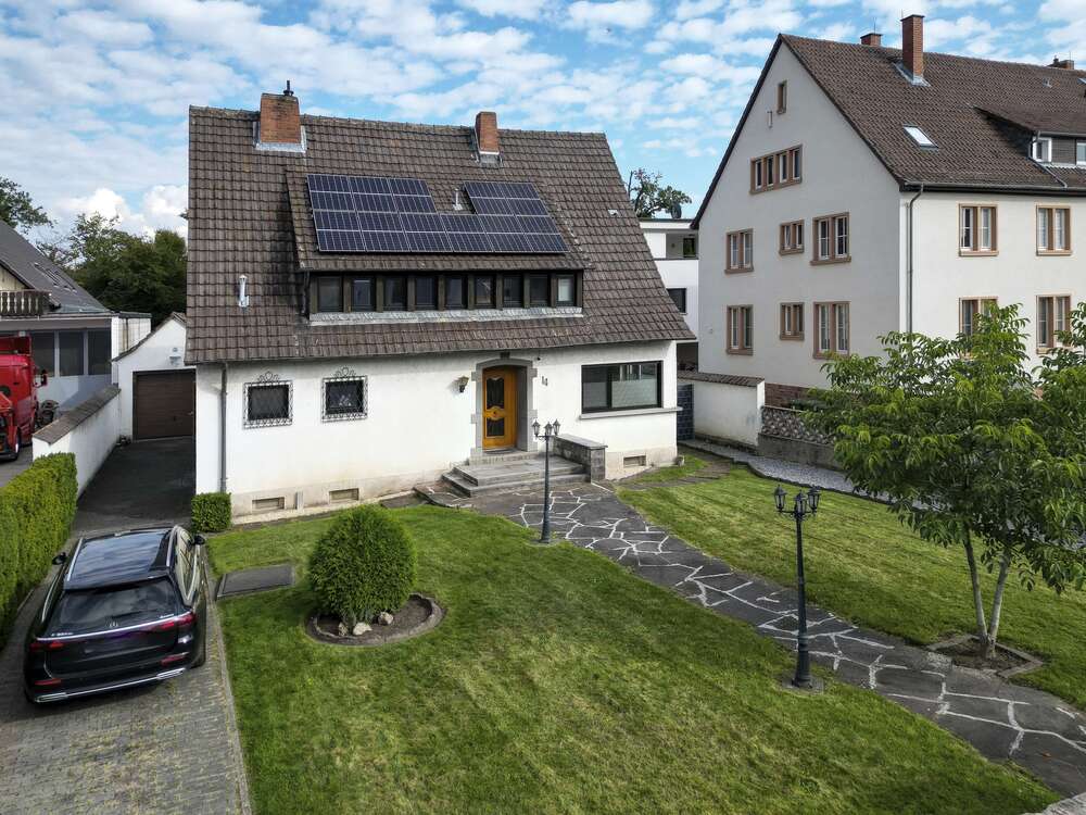 Thumbnail-Haus zum Kaufen in Bürstadt-Riedrode 695.000,00 € 180 m²