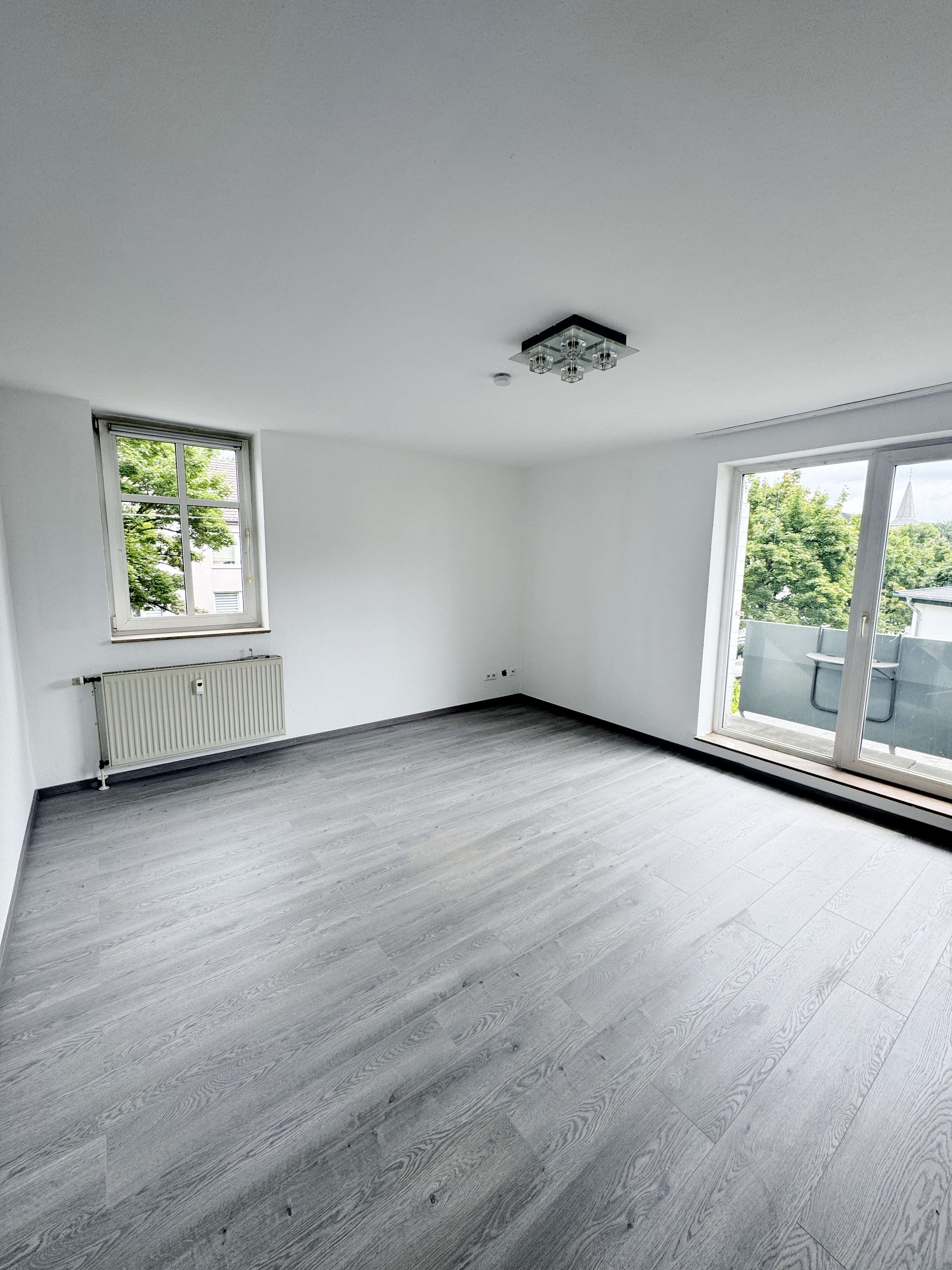 Thumbnail-Wohnung zum Mieten in Wuppertal 290,00 € 28.57 m²