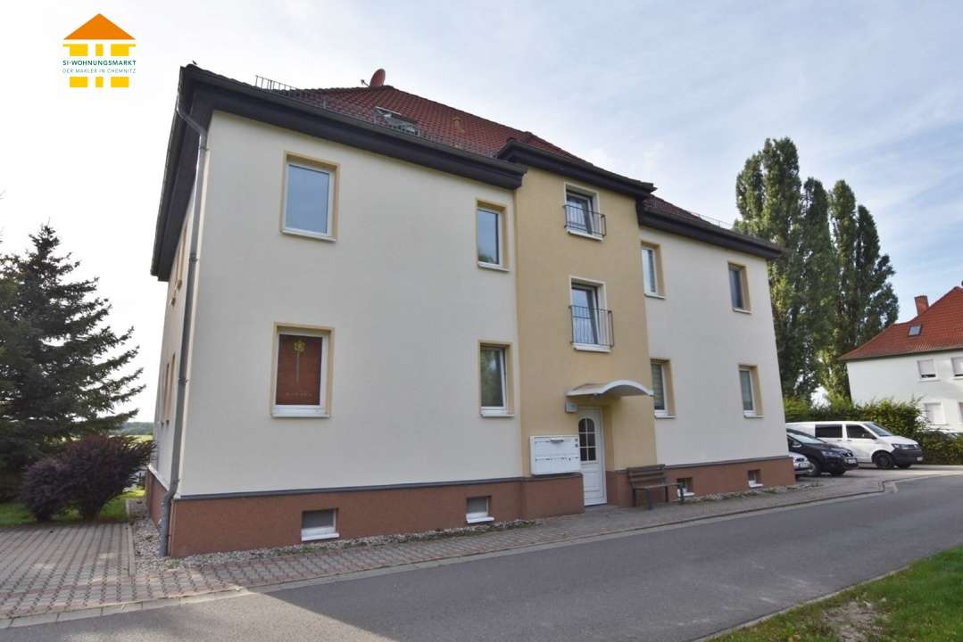 Thumbnail-Wohnung zum Mieten in Borna 350,00 € 62.51 m²