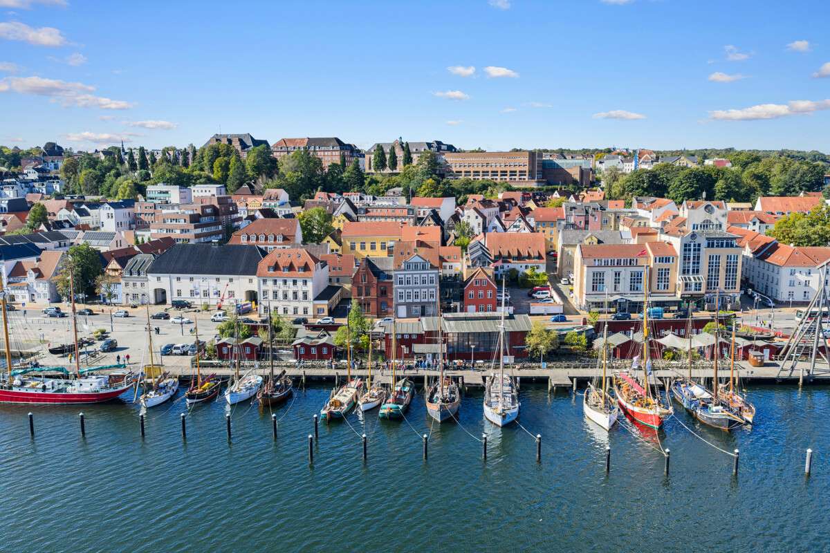 Thumbnail-Haus zum Kaufen in Flensburg 1.290.000,00 € 155 m²