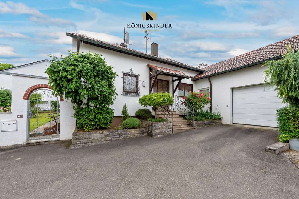 Thumbnail-Haus zum Kaufen in Freiberg am Neckar 998.000,00 € 156 m²