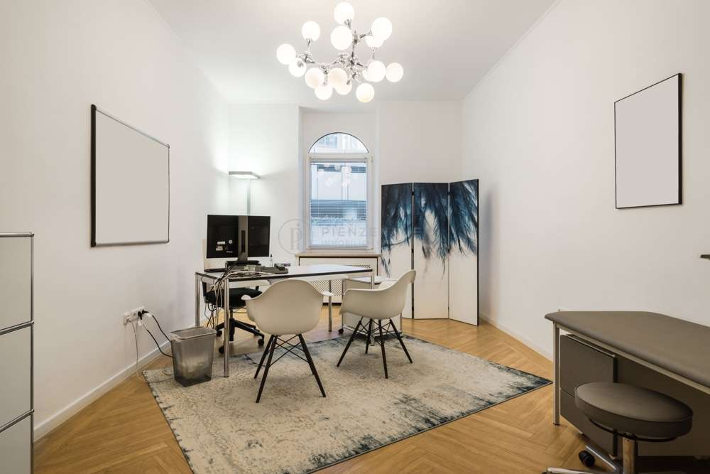 Thumbnail-Haus zum Mieten in München 5.138,76 € 0 m²