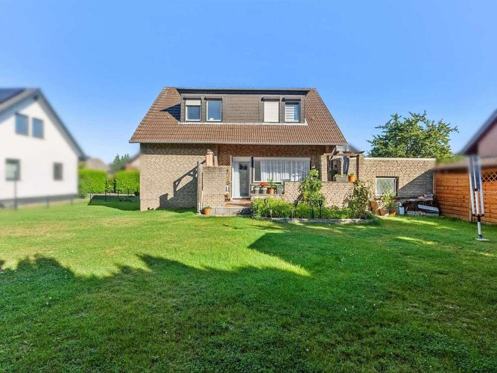 Thumbnail-Haus zum Kaufen in Lübbecke 299.000,00 € 126 m²