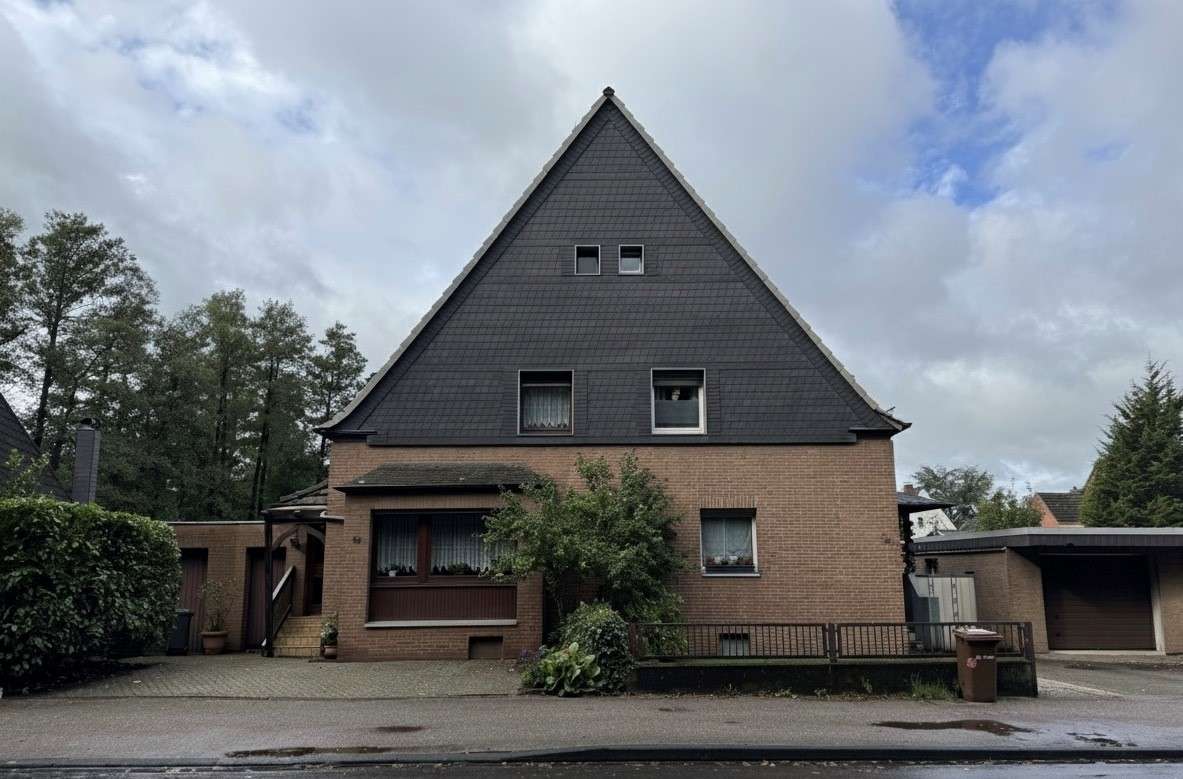 Thumbnail-Haus zum Kaufen in Bergisch Gladbach 279.000,00 € 101.55 m²