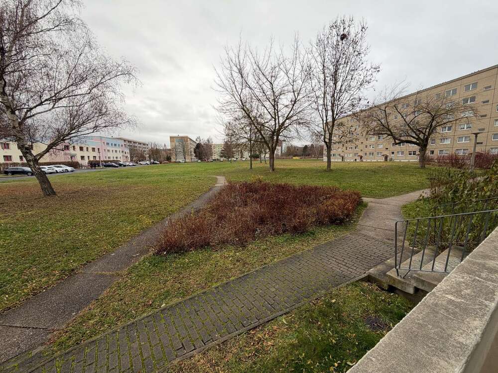 Thumbnail-Wohnung zum Mieten in Plauen 309,60 € 56.3 m²