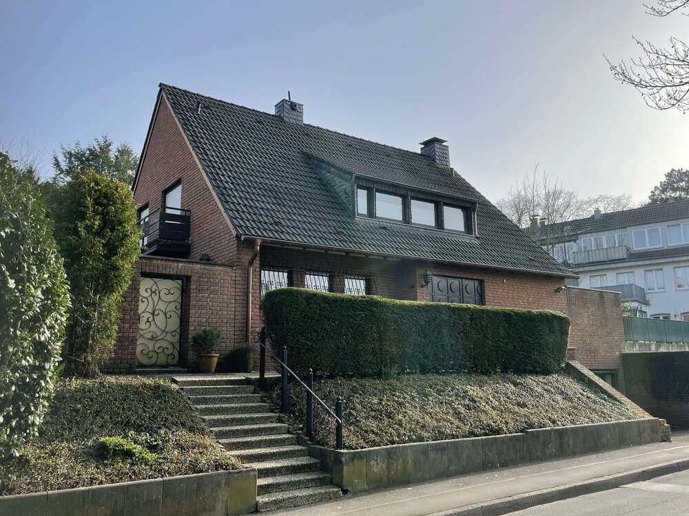 Thumbnail-Haus zum Kaufen in Wülfrath 615.000,00 € 200 m²