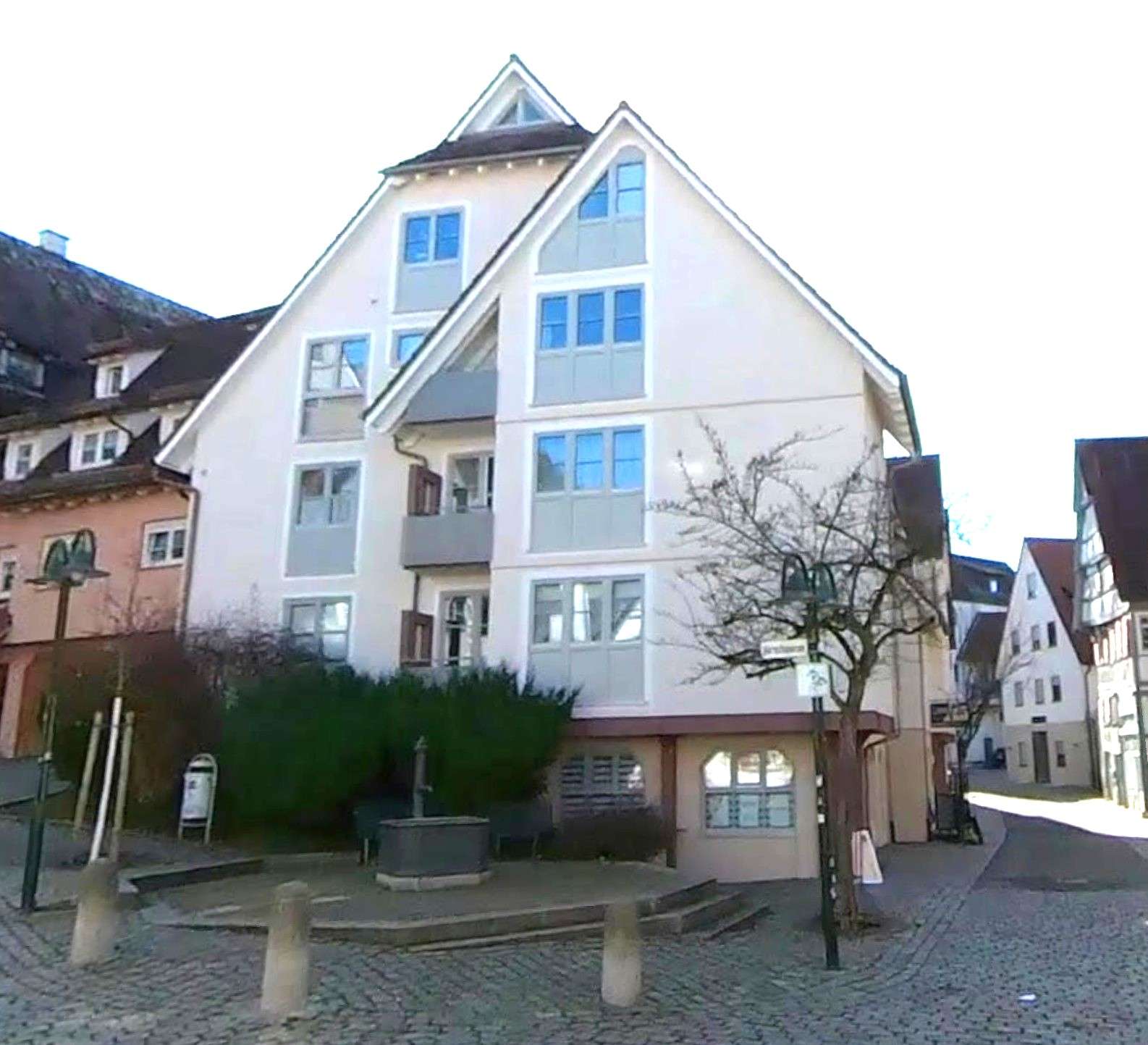 Thumbnail-Wohnung zum Kaufen in Herrenberg 192.000,00 € 51 m²