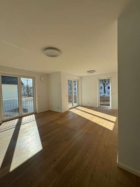 Thumbnail-Wohnung zum Mieten in Oberschleißheim 1.995,00 € 91 m²