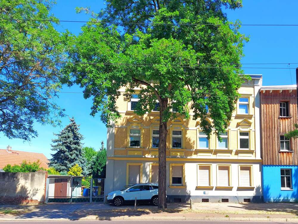 Thumbnail-Haus zum Kaufen in Magdeburg 390.000,00 € 300 m²