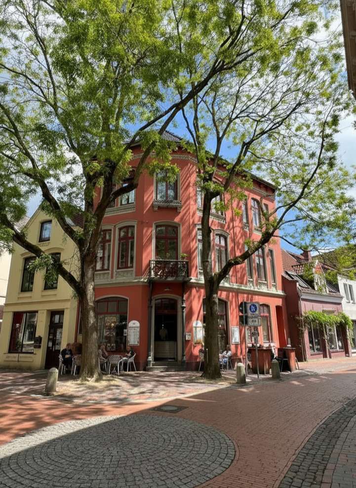 Thumbnail-Wohnung zum Mieten in Leer 850,00 € 92 m²