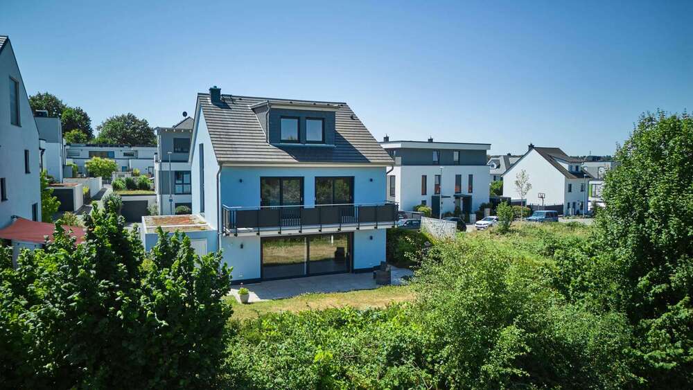 Thumbnail-Haus zum Kaufen in Dreieich 1.540.000,00 € 231.5 m²