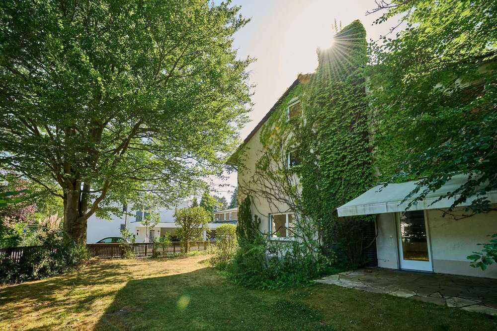 Thumbnail-Haus zum Kaufen in Dreieich 1.450.000,00 € 226.76 m²