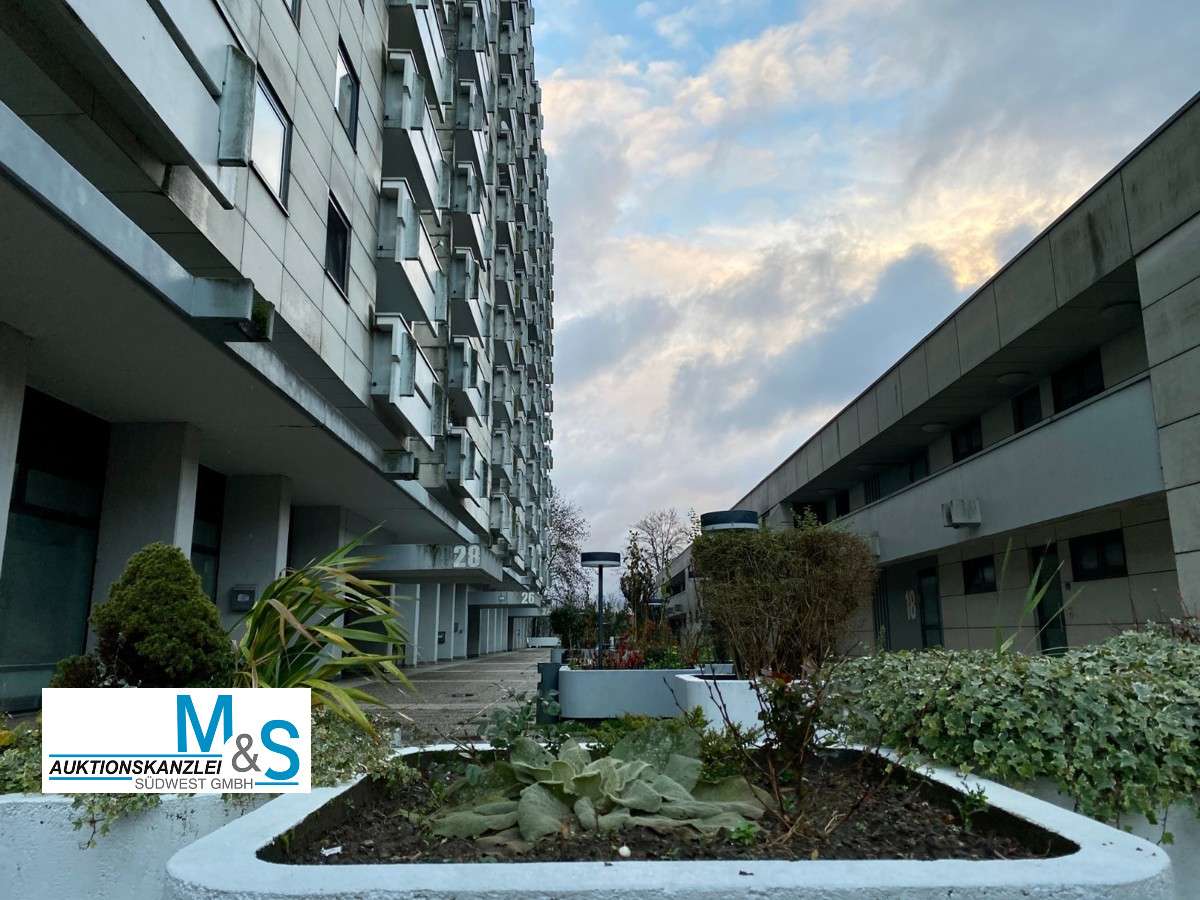 Thumbnail-Wohnung zum Kaufen in Saarbrücken Schönbach 90.000,00 € 57 m²