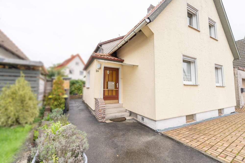 Thumbnail-Haus zum Kaufen in Neustadt bei Coburg 235.000,00 € 185 m²