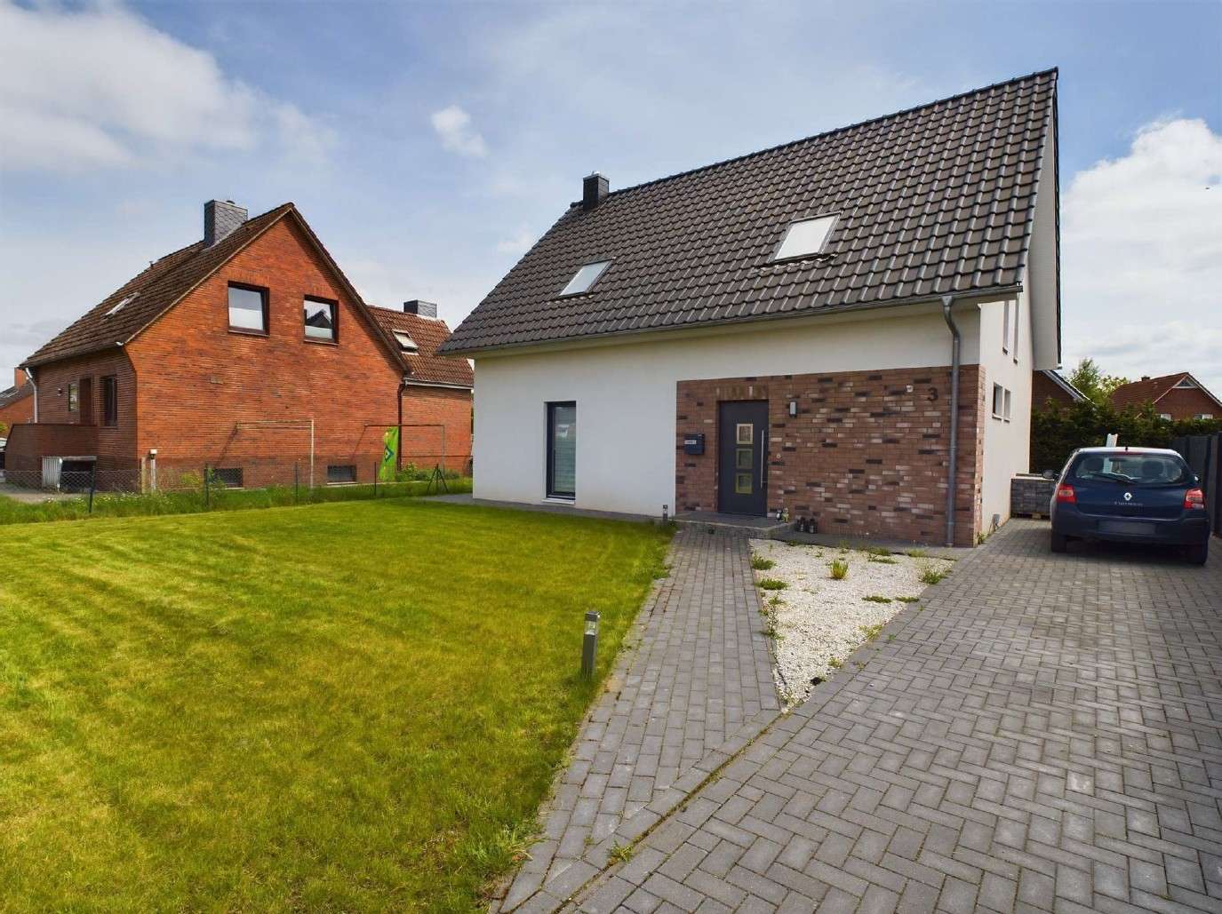 Thumbnail-Haus zum Mieten in Stade 1.890,00 € 146 m²