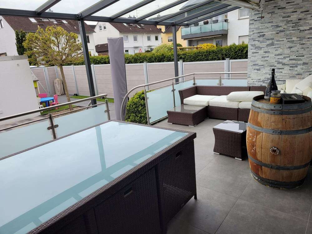 Thumbnail-Haus zum Kaufen in Obertshausen 689.000,00 € 190 m²