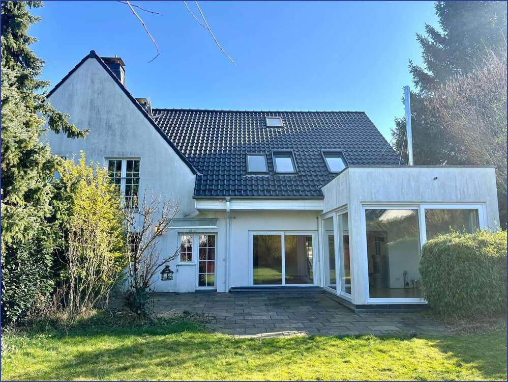 Thumbnail-Haus zum Kaufen in Essen 620.000,00 € 198 m²