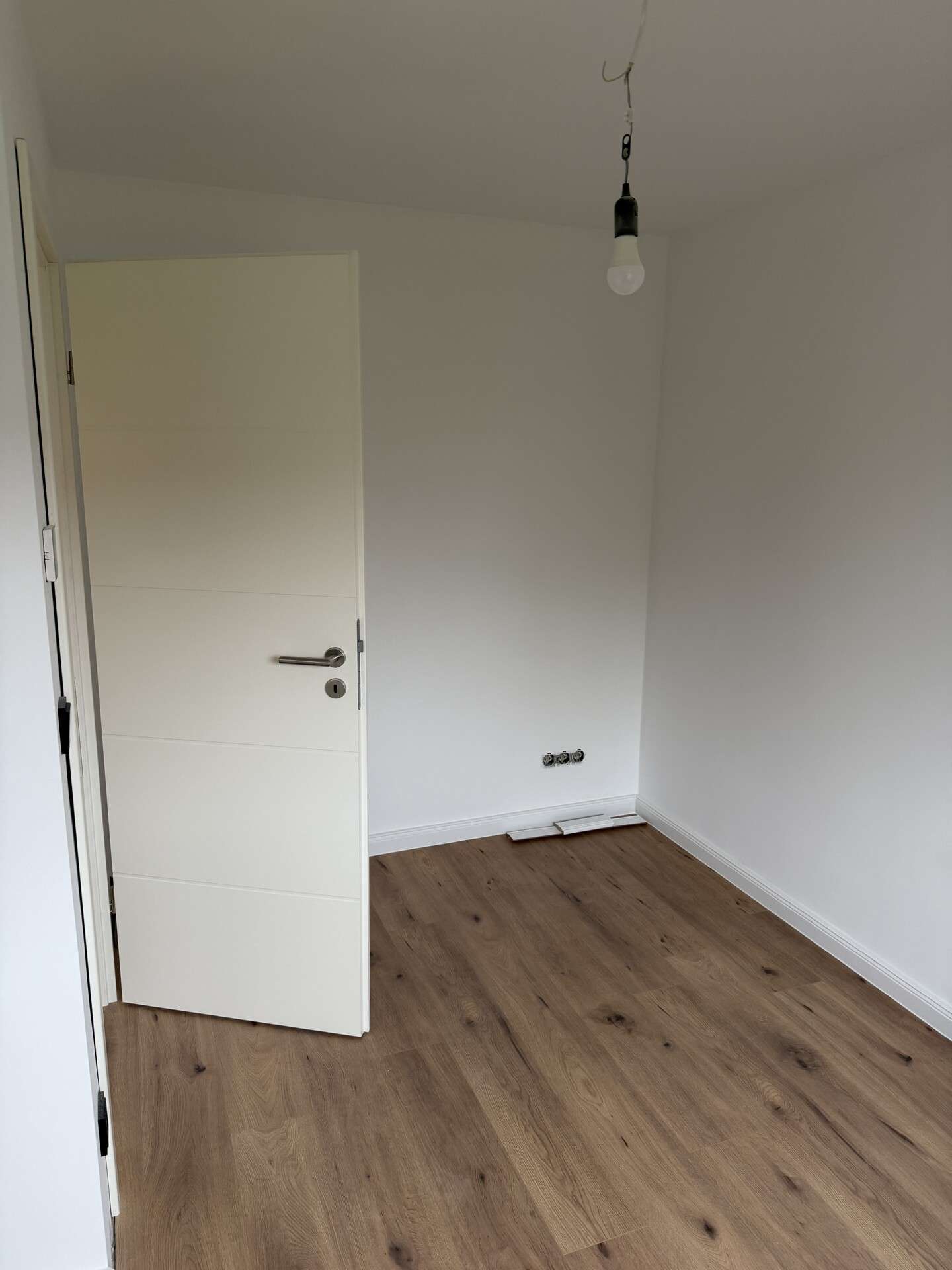 Thumbnail-Wohnung zum Mieten in Celle Vorwerk 1.380,00 € 115 m²