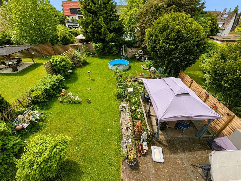 Thumbnail-Haus zum Kaufen in Essen Frohnhausen 349.000,00 € 184 m²