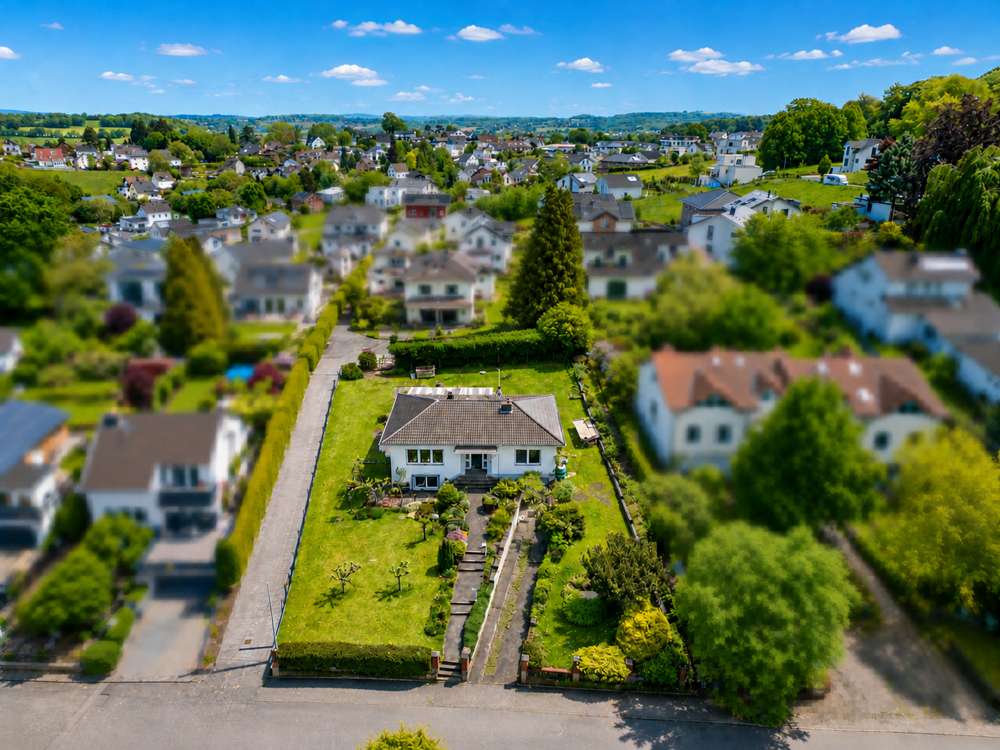 Thumbnail-Grundstück zu verkaufen in Königswinter Thomasberg 495.000,00 € 1086 m²