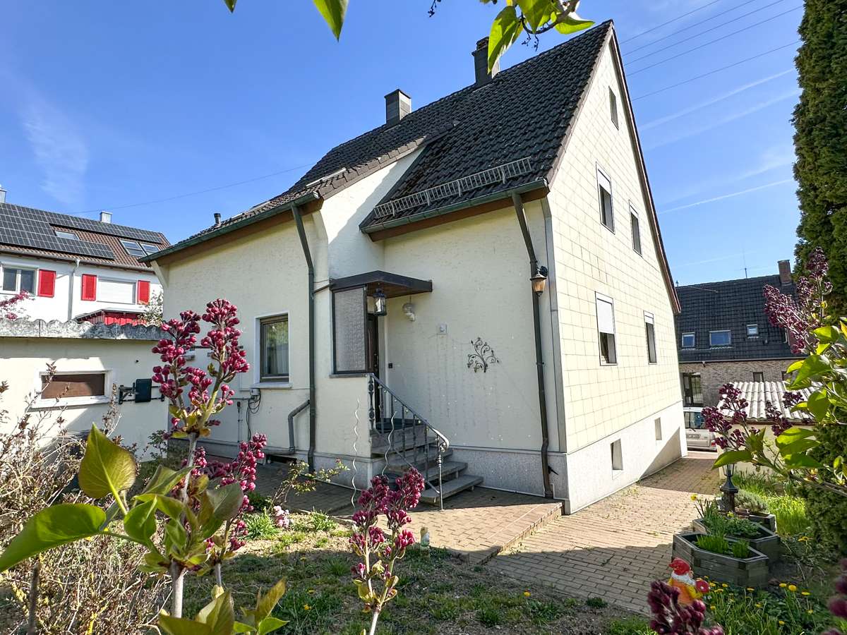 Thumbnail-Haus zum Kaufen in Aalen 410.000,00 € 158.23 m²