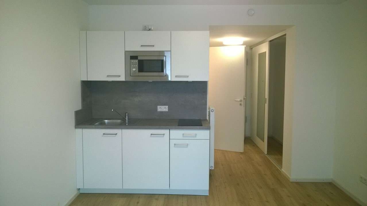 Thumbnail-Wohnung zum Mieten in Hannover 345,00 € 24.69 m²