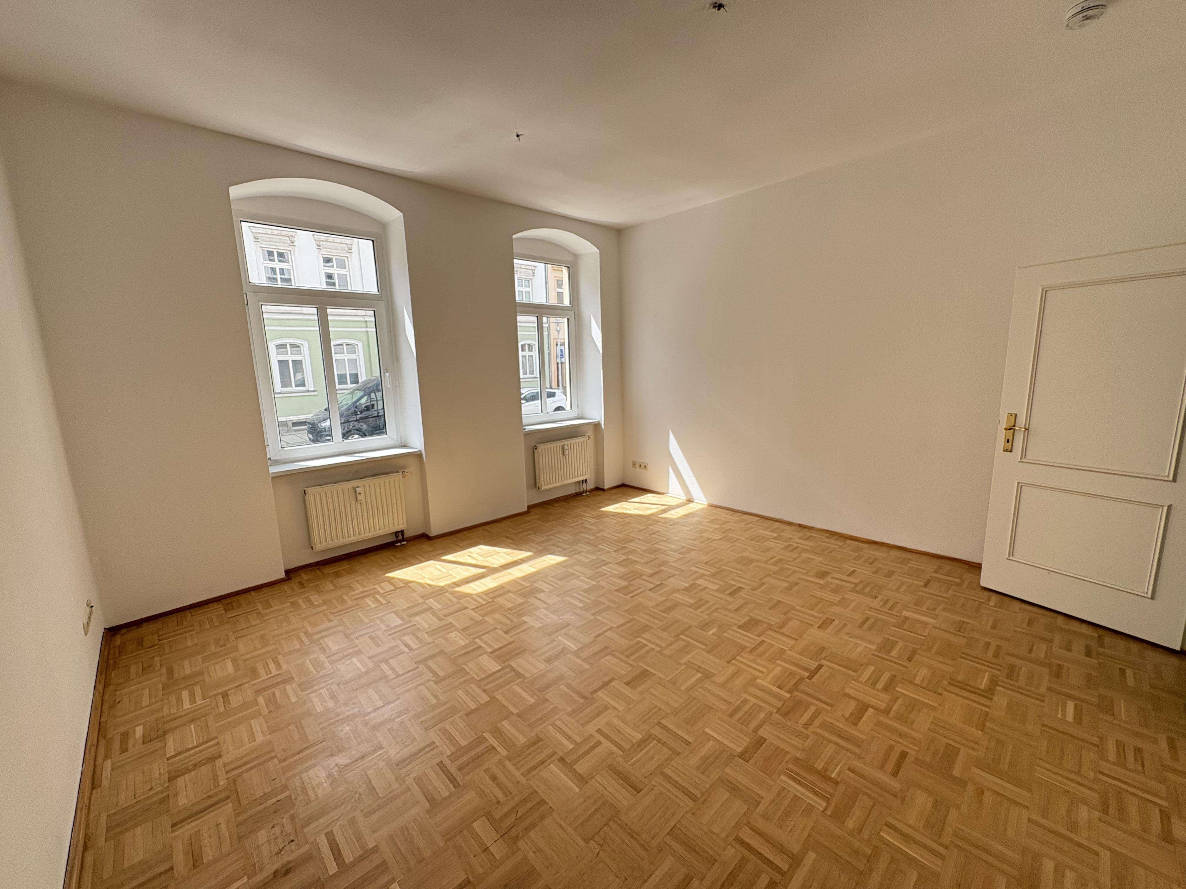 Thumbnail-Wohnung zum Mieten in Zwickau 400,00 € 64.53 m²