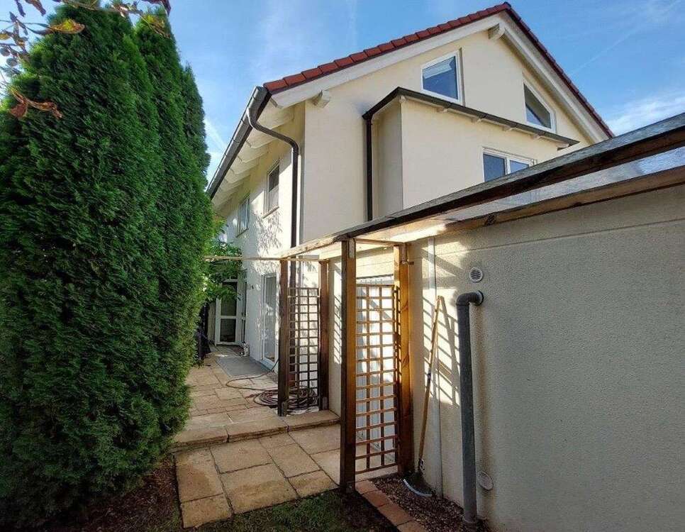 Thumbnail-Haus zum Kaufen in München 995.000,00 € 137 m²