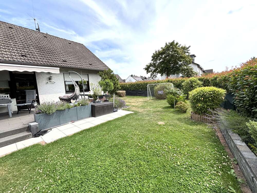 Thumbnail-Haus zum Kaufen in Meckenheim-Adendorf 469.000,00 € 128 m²