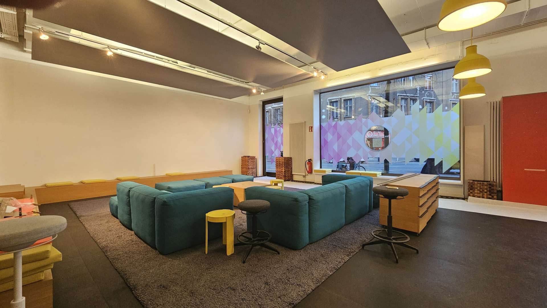 Thumbnail-Einzelhandel in Berlin 18.300,00 € 610 m²