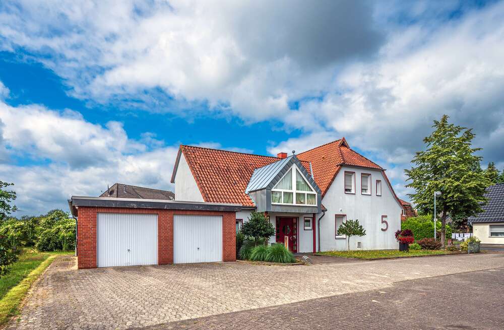 Thumbnail-Haus zum Kaufen in Bergen 339.000,00 € 230 m²