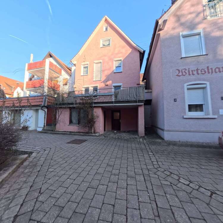 Thumbnail-Haus zum Kaufen in Geislingen 359.000,00 € 285.2 m²