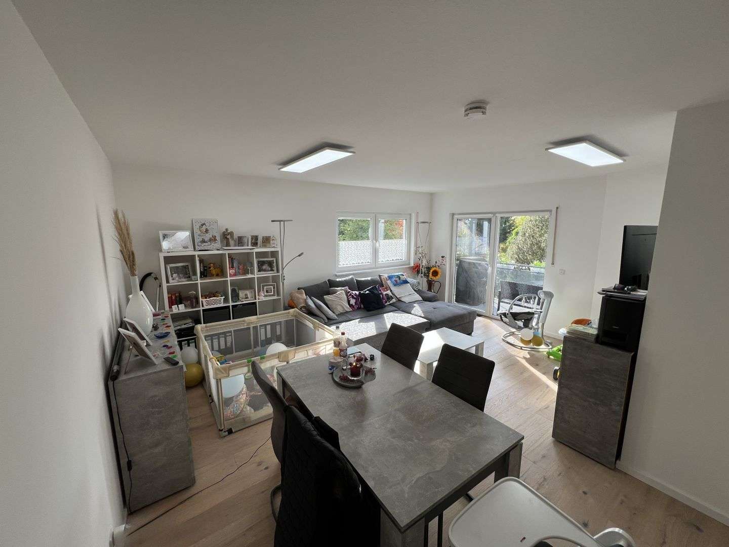 Thumbnail-Wohnung zum Kaufen in Obermichelbach 385.000,00 € 98 m²