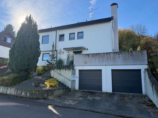 Thumbnail-Haus zum Kaufen in Frickenhausen 649.000,00 € 210 m²