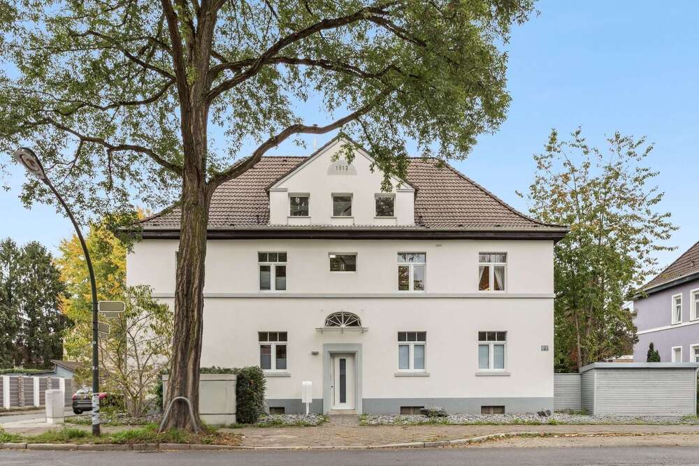 Thumbnail-Haus zum Kaufen in Düsseldorf - Benrath 1.590.000,00 € 312 m²