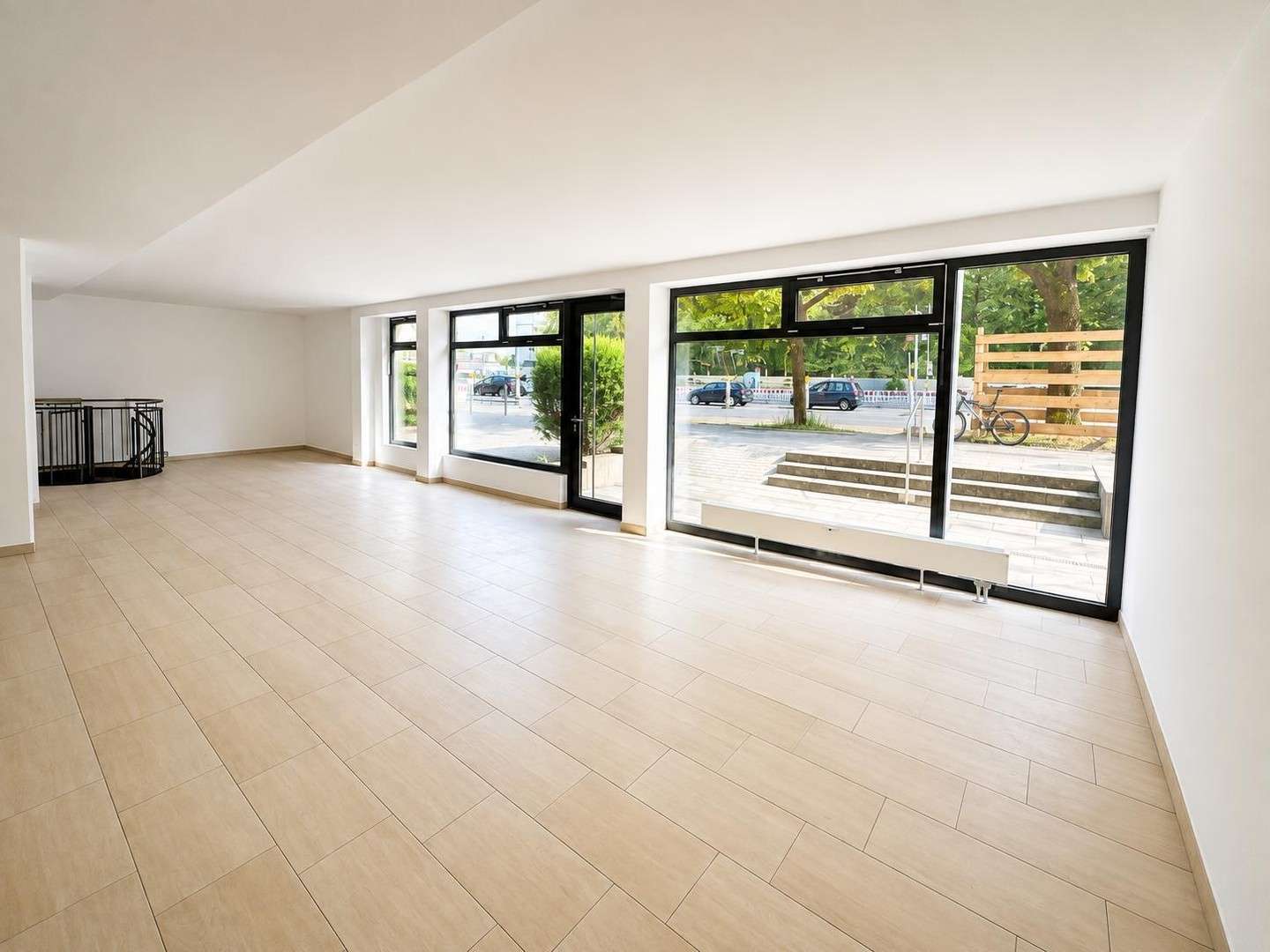 Thumbnail-Einzelhandel in München 569.000,00 € 80.2 m²