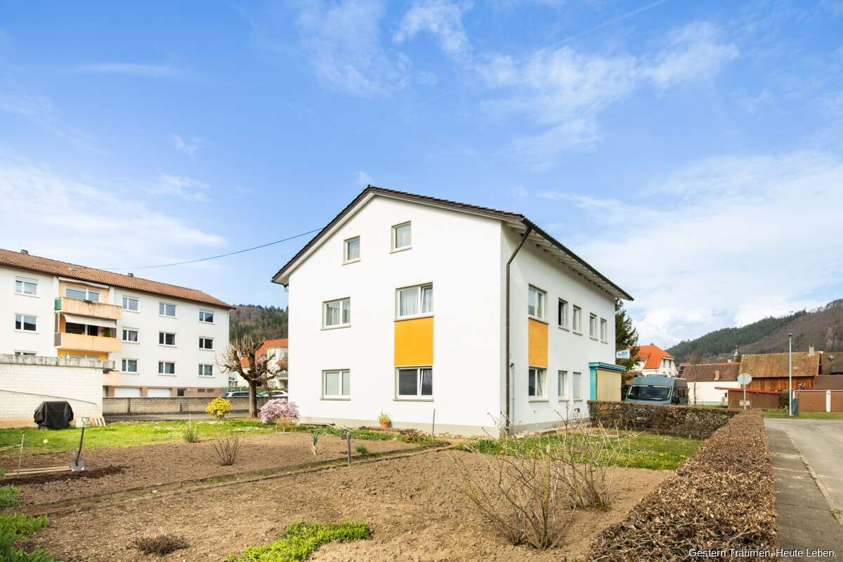 Thumbnail-Haus zum Kaufen in Hausen im Wiesental 474.000,00 € 326 m²
